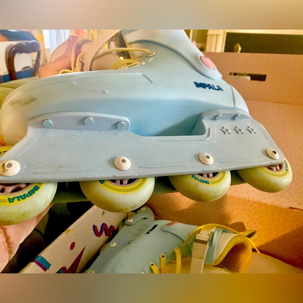Baby Blue size 9 Impala Inline Skates!